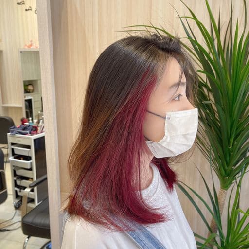 女生中長髮、長瀏海、女生染髮