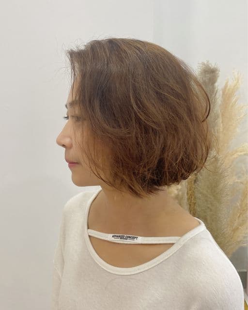女生中長髮、長瀏海、女生染髮