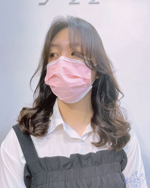 女生長髮、長瀏海、女生燙髮