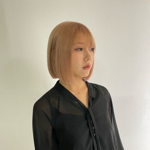 女生短髮、女生染髮、漂色