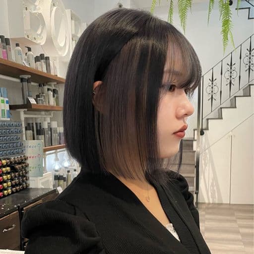 女生短髮、短瀏海、女生染髮