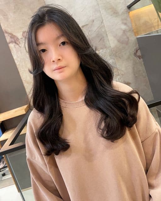女生長髮、長瀏海、女生燙髮