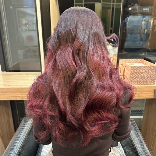 女生長髮、短瀏海、女生染髮