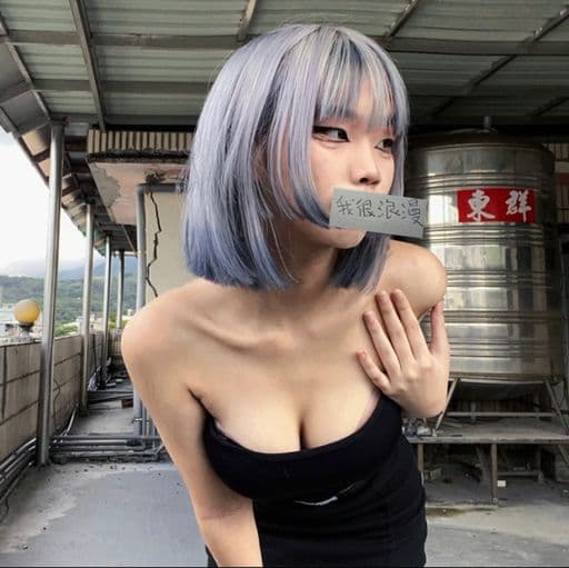 女生中長髮、女生染髮、漂色