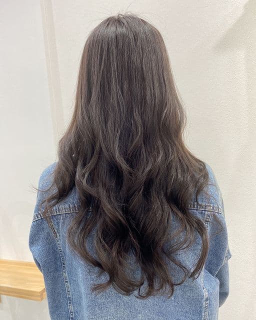 女生長髮、女生燙髮、溫塑燙