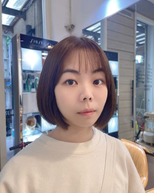 女生短髮、短瀏海、女生染髮