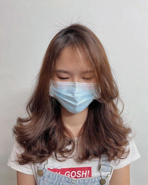 女生中長髮、長瀏海、女生染髮