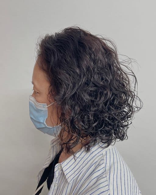 女生短髮、長瀏海、女生燙髮