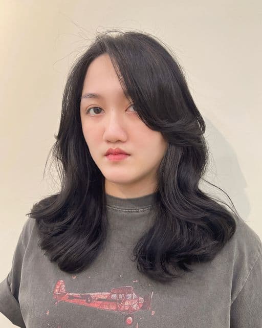 女生長髮、長瀏海、女生染髮