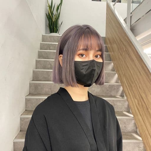女生中長髮、短瀏海、女生染髮