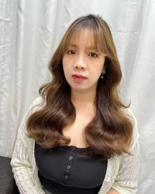 女生長髮、女生染髮、不用漂髮