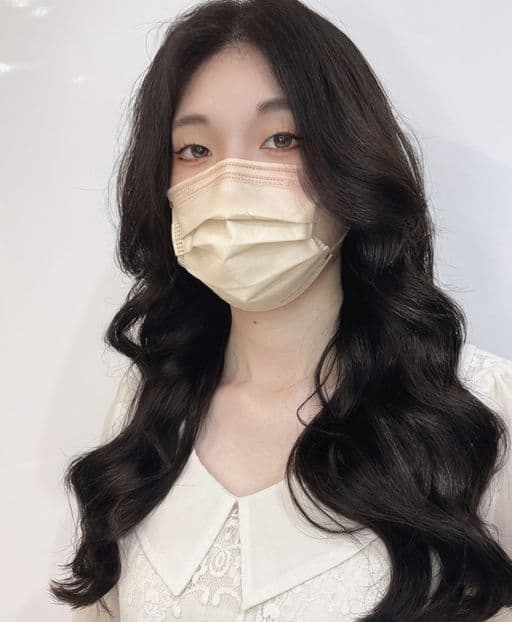 女生長髮、長瀏海、女生燙髮