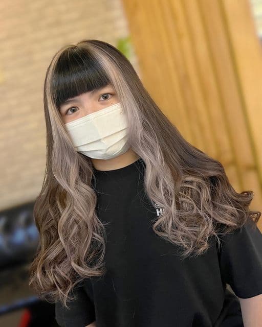 女生長髮、短瀏海、女生染髮