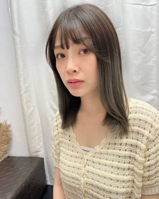 女生中長髮、女生染髮、不用漂髮