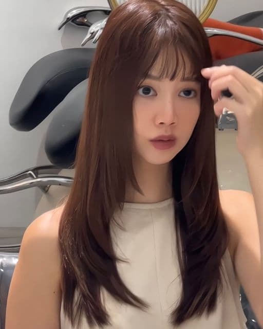 女生長髮、長瀏海、女生染髮
