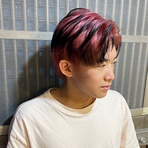 男生短髮、長瀏海、男生染髮