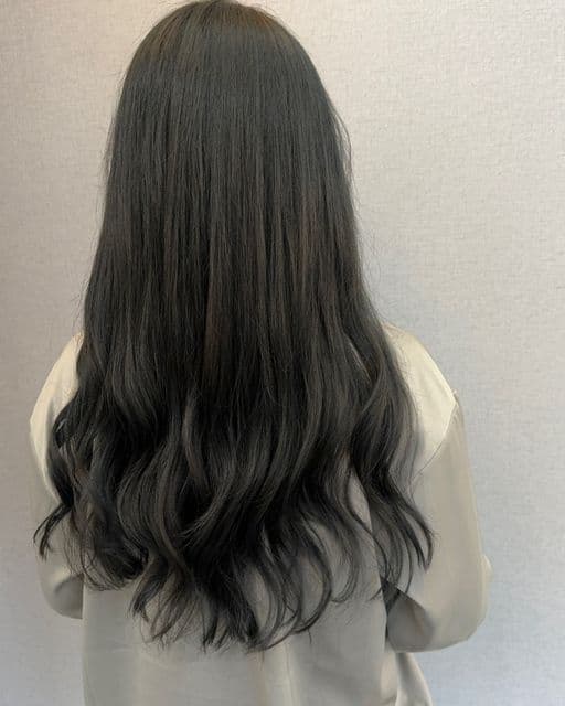 女生長髮、長瀏海、女生染髮