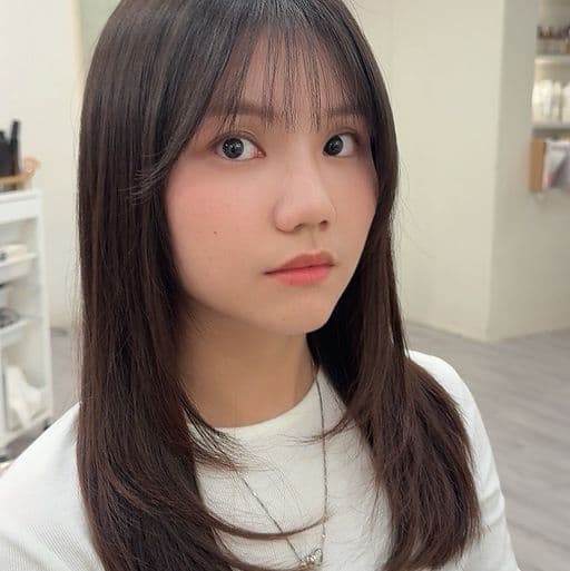 女生長髮、短瀏海、女生燙髮