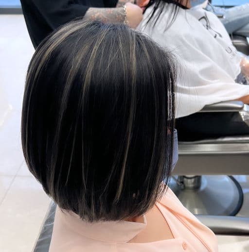 女生短髮、長瀏海、女生染髮