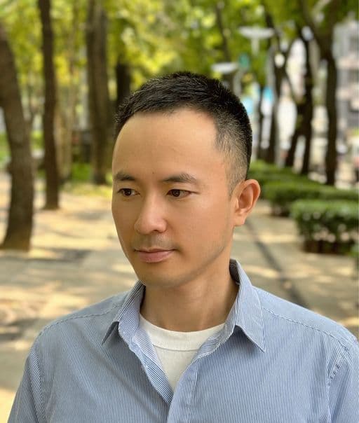 男生短髮、短瀏海、長臉
