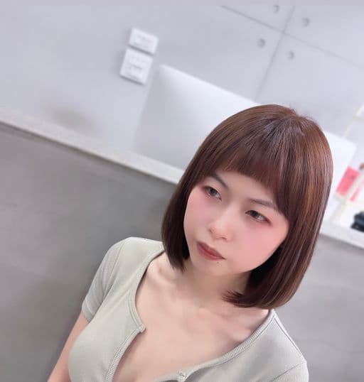 女生短髮、女生染髮、漂色