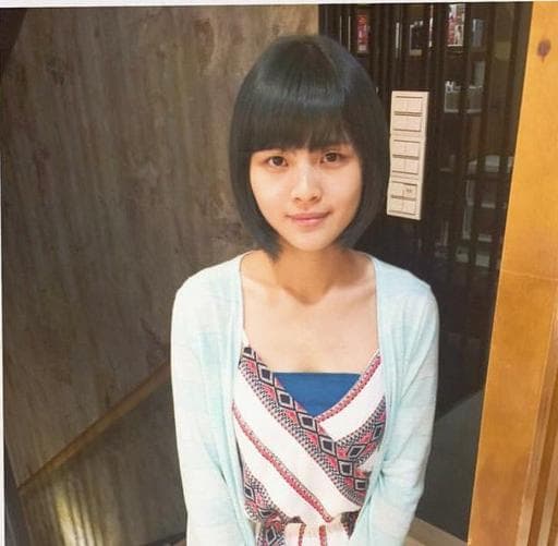 女生短髮、特殊色、霧面