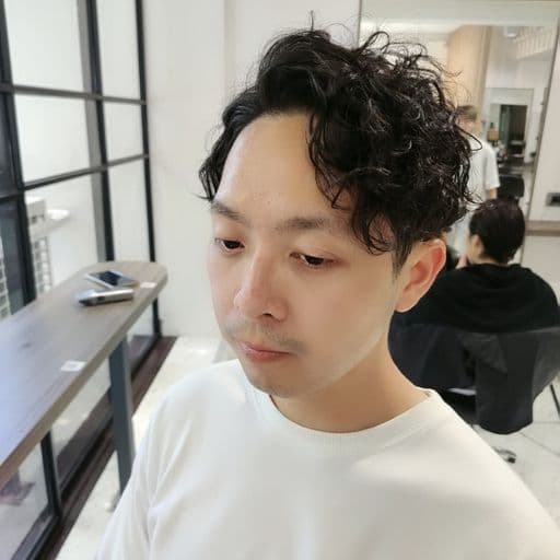 型男必備、男士燙髮、男士髮型