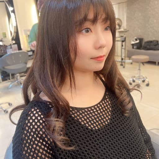 女生長髮、女生染髮、不用漂髮