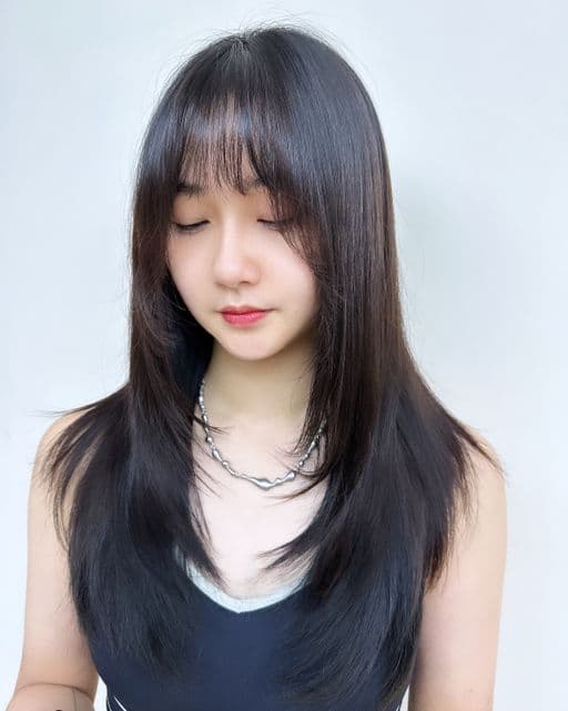 女生長髮、短瀏海、女生染髮