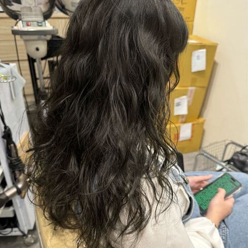 女生長髮、短瀏海、女生染髮