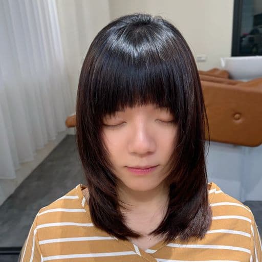 女生長髮、短瀏海、女生燙髮