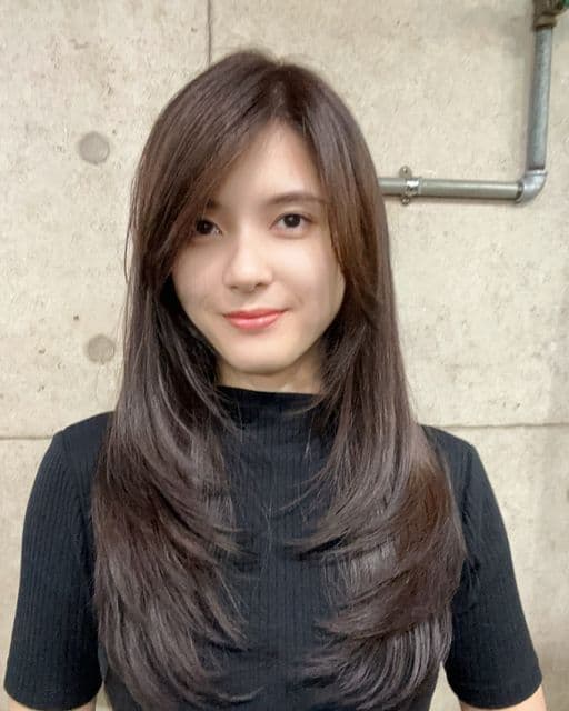 女生長髮、長瀏海、女生染髮