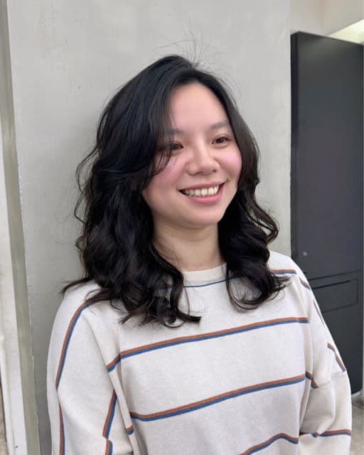 女生長髮、長瀏海、女生燙髮