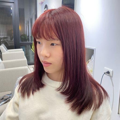 女生長髮、短瀏海、女生染髮