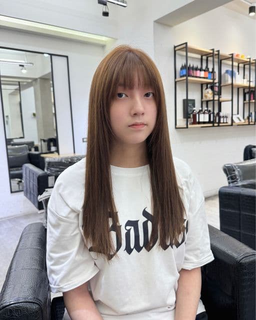 女生長髮、短瀏海、女生染髮