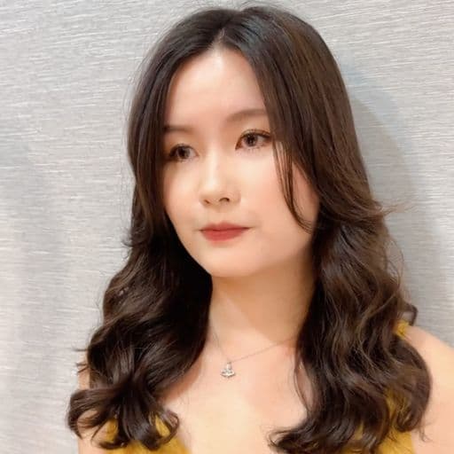 女生中長髮、長瀏海、女生燙髮