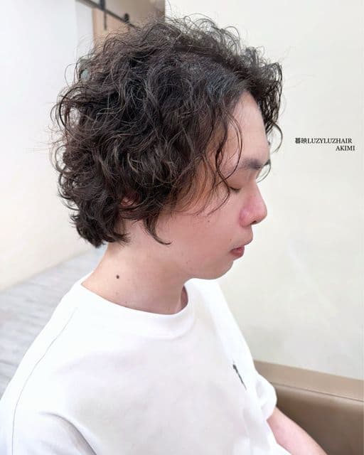 男生短髮、長瀏海、男生燙髮