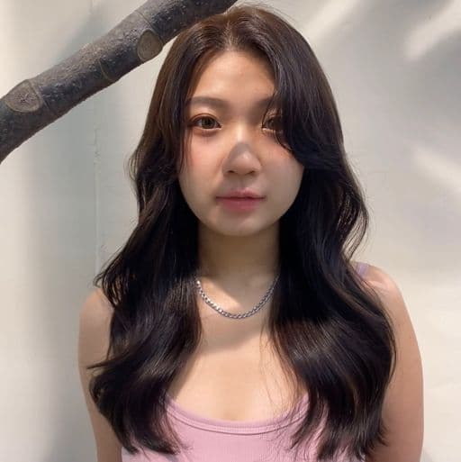 女生長髮、長瀏海、女生染髮