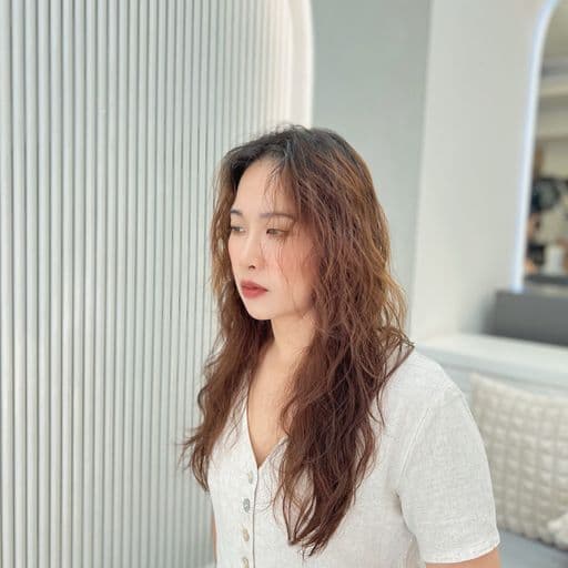 女生長髮、長瀏海、女生燙髮