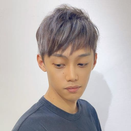 男生短髮、男生染髮、漂色