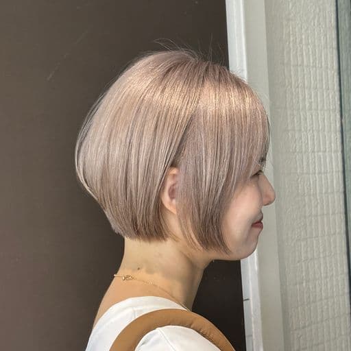 女生短髮、短瀏海、女生染髮