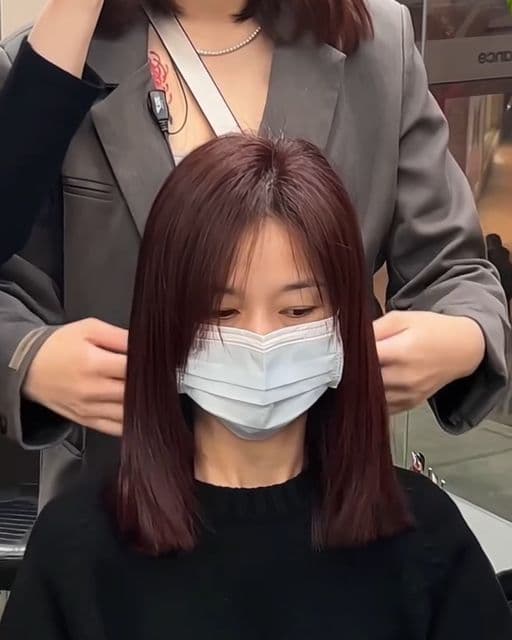 女生中長髮、長瀏海、女生染髮