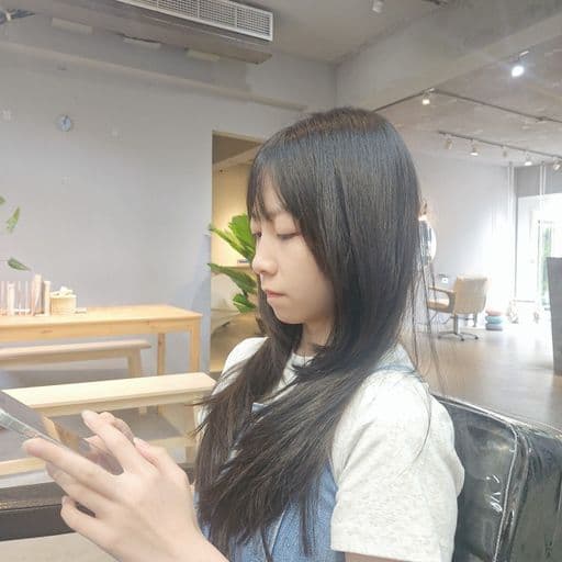 女生過肩長髮、韓系、女生長髮