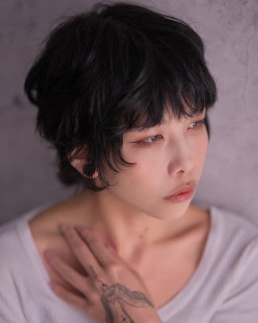 女生短髮、短瀏海、女生染髮