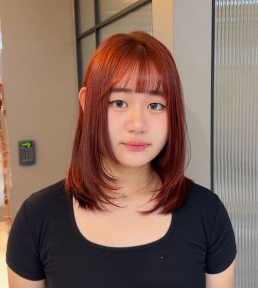 女生長髮、短瀏海、細軟髮