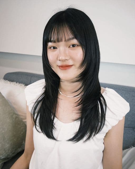 女生長髮、電棒造型、邊緣層次