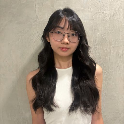 女生長髮、短瀏海、細軟髮