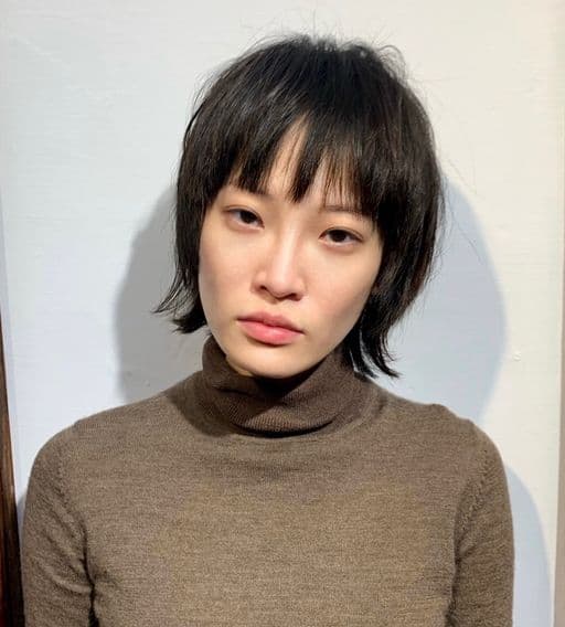 女生短髮、短瀏海、日系風格