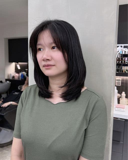 女生中長髮、長瀏海、女生燙髮
