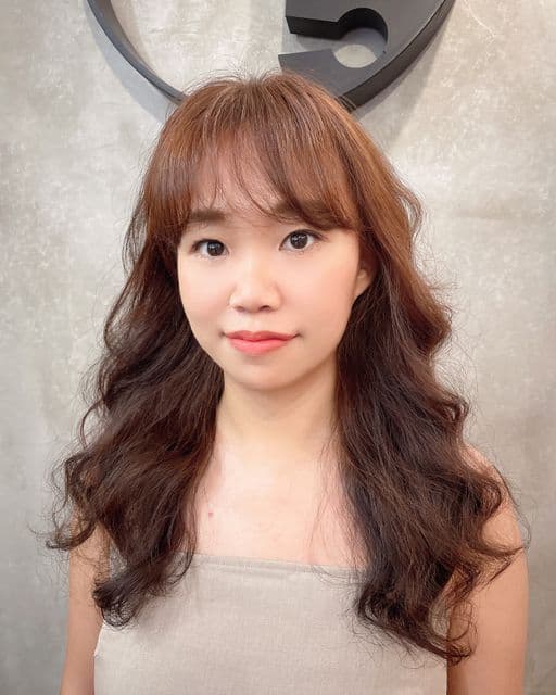 女生長髮、短瀏海、女生染髮